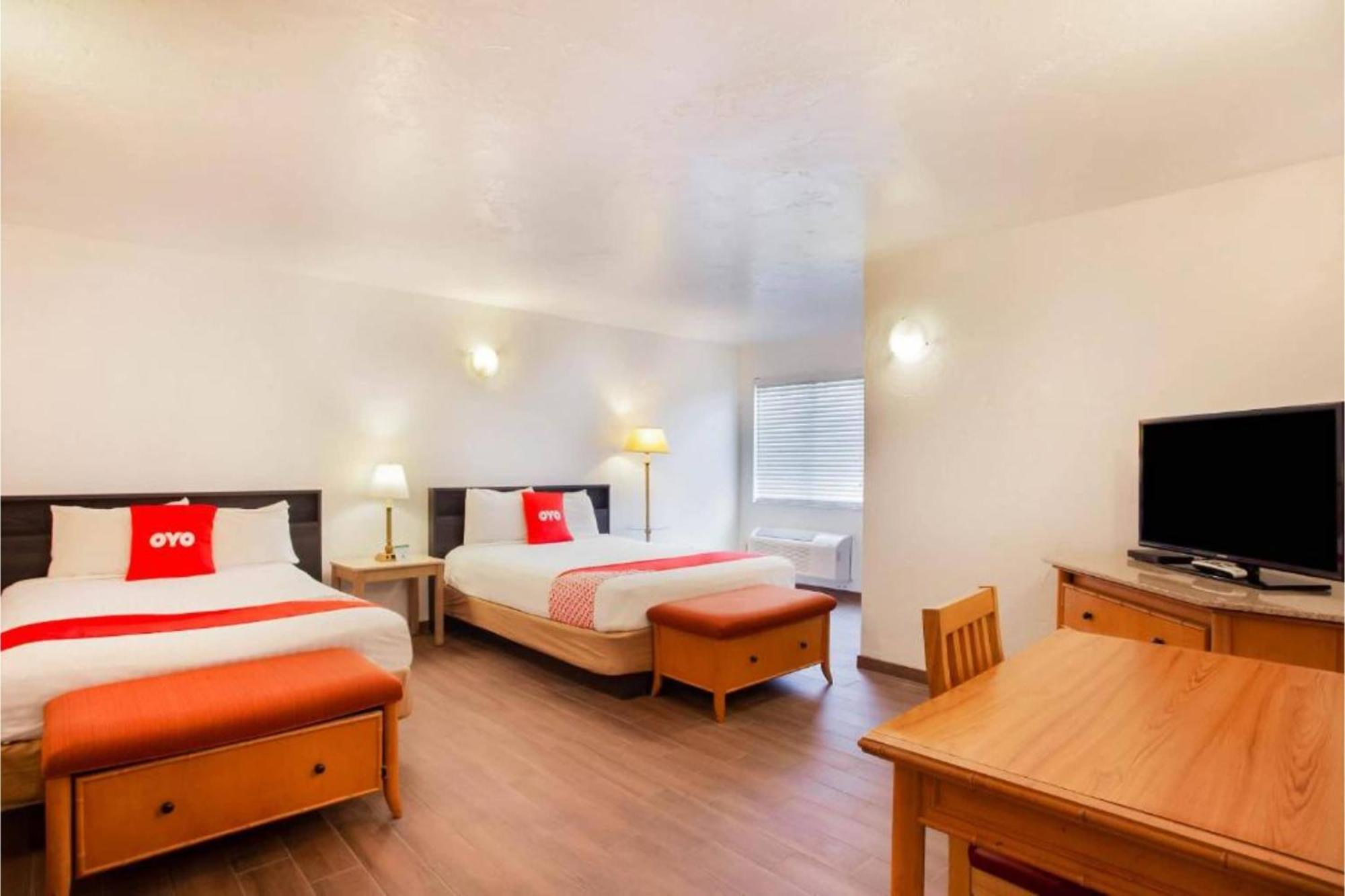 Hotel Oyo Waterfront Hotel- Myers, Fl Cape Coral