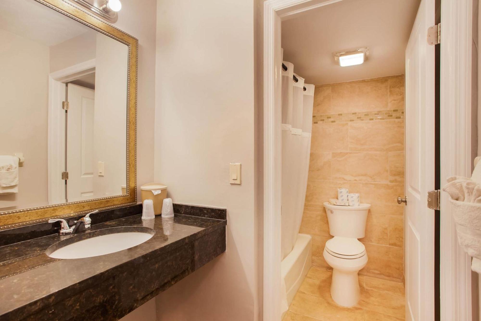 Oyo Waterfront Hotel- Myers, Fl 2* Cape Coral