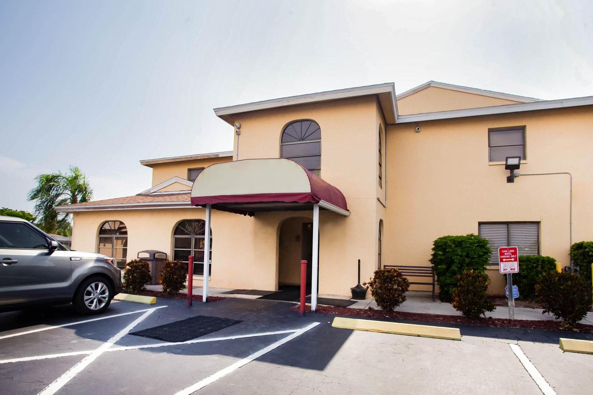 Oyo Waterfront Hotel- Myers, Fl Hotel 2*