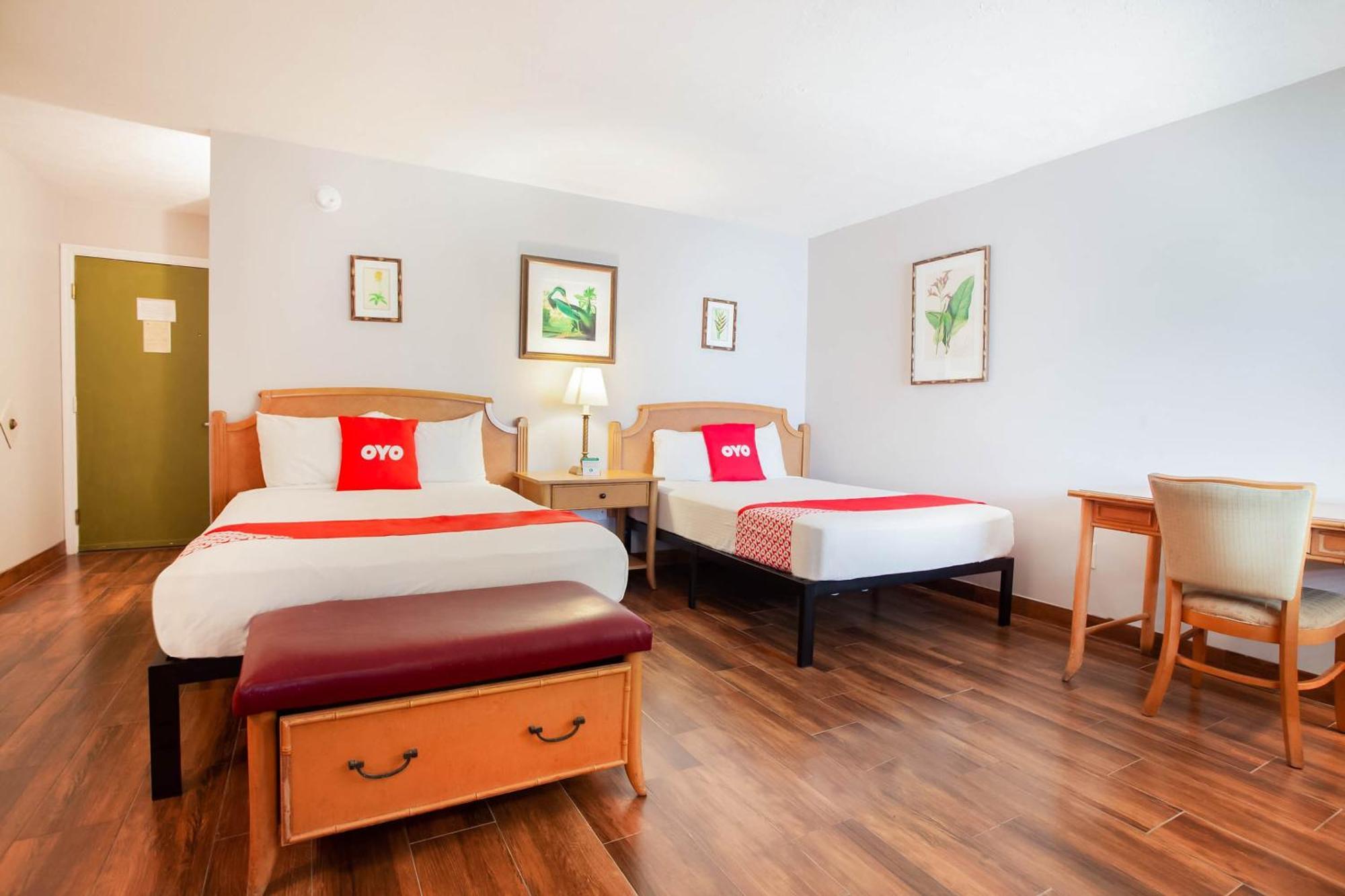 Oyo Waterfront Hotel- Myers, Fl Cape Coral