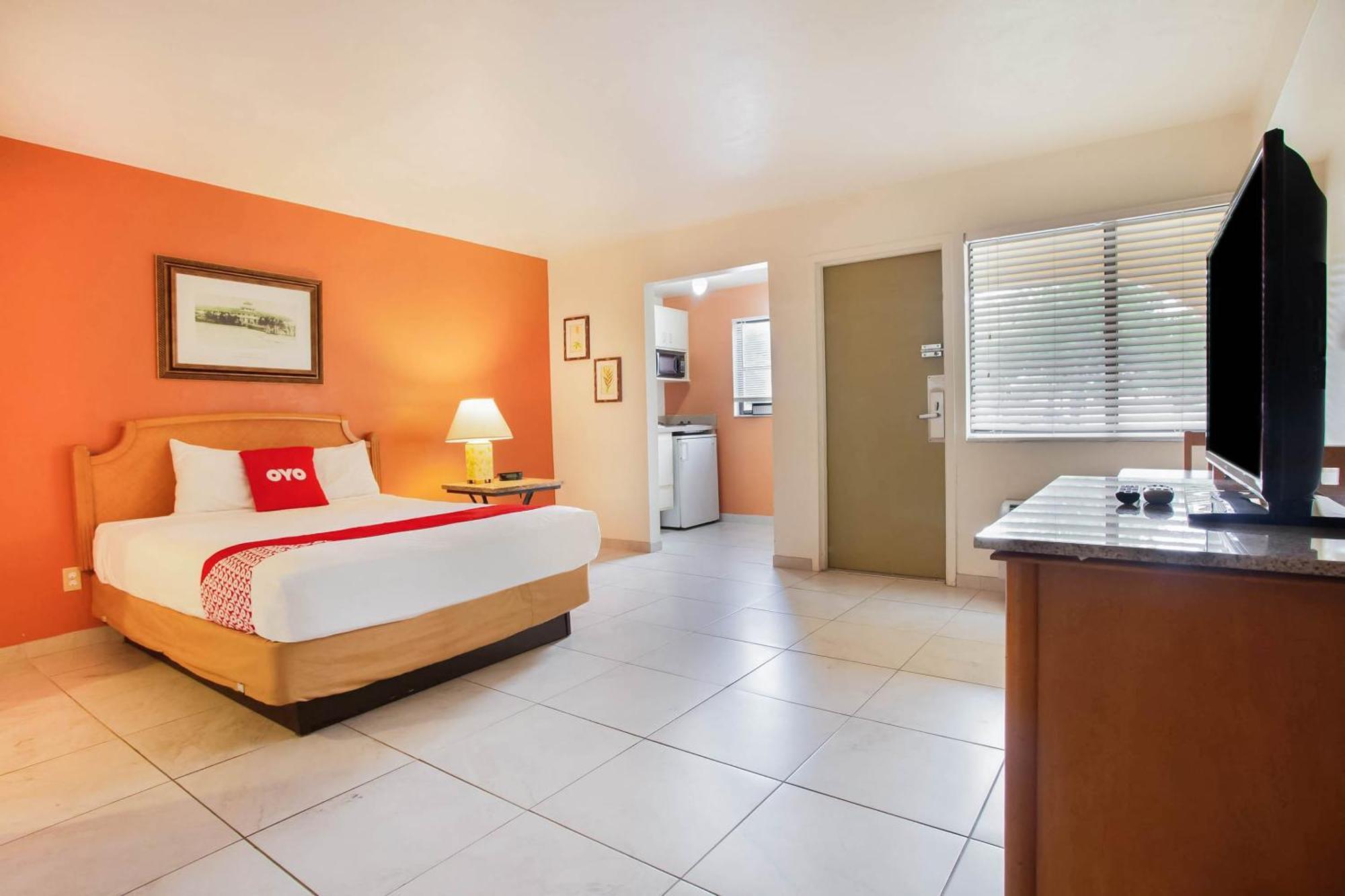 Oyo Waterfront Hotel- Myers, Fl Cape Coral